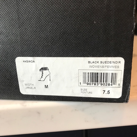 Kendall + Kylie black ankle heels size 7.5 - Picture 2 of 2